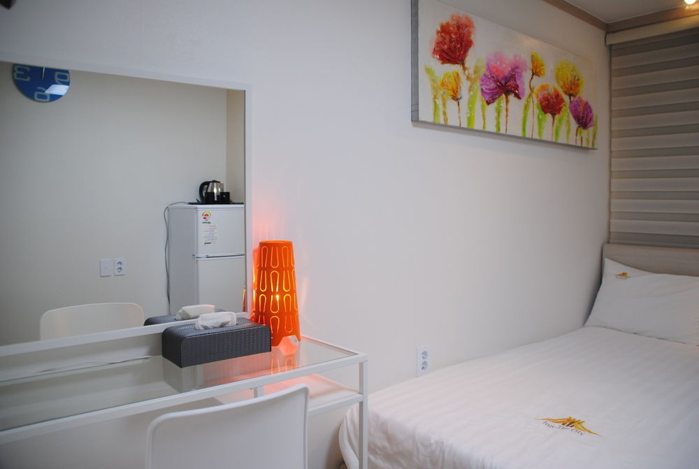 Inn-The City Seoul Ngoại thất bức ảnh