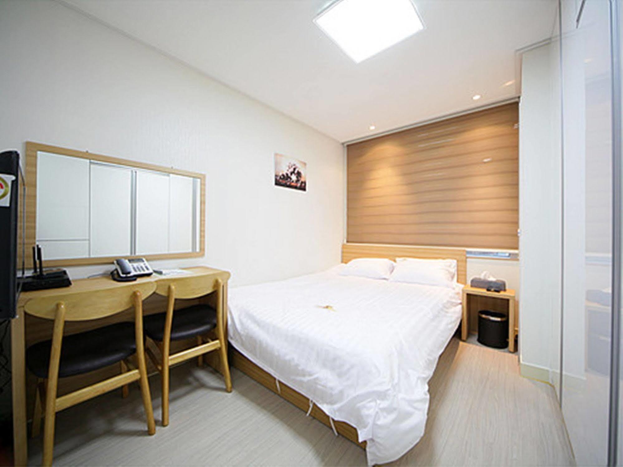 Inn-The City Seoul Ngoại thất bức ảnh